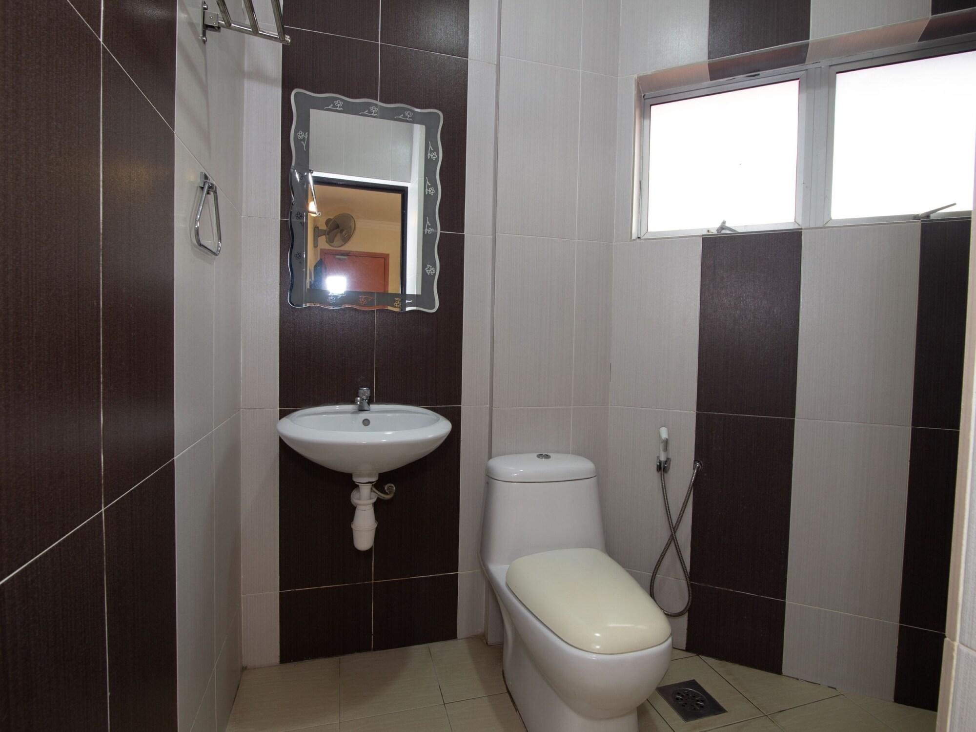 Oyo 424 Kk Inn Hotel Ampang  Esterno foto