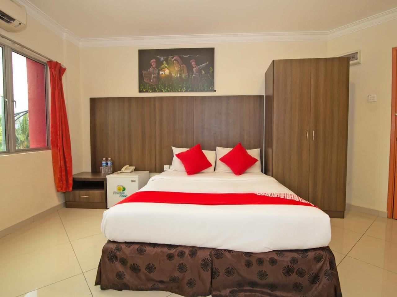 Oyo 424 Kk Inn Hotel Ampang  Esterno foto